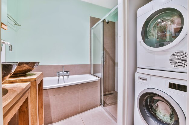Стратегии установки стиральной машины в ограниченном пространстве в ванной